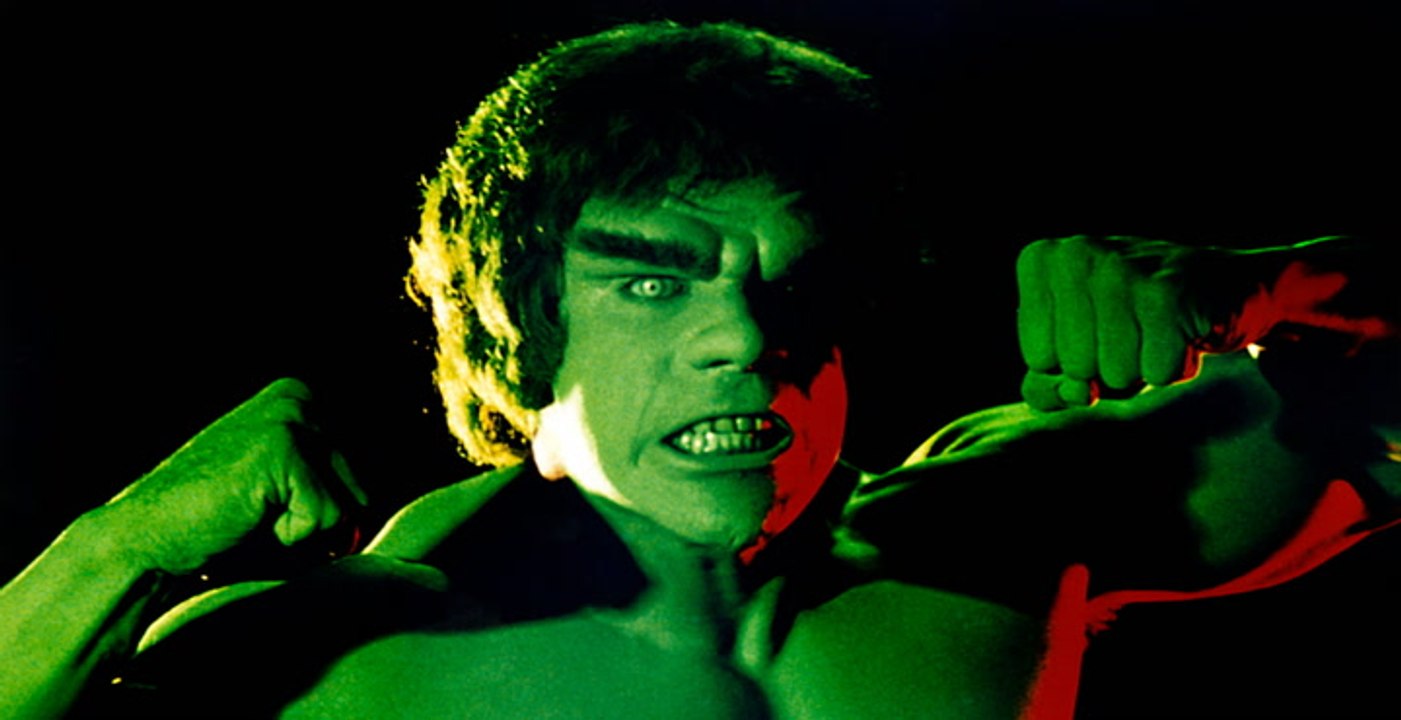 Lou Ferrigno Takes a Shot at Marvel Cinematic Universe| THR News