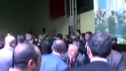 CHP'de yumruklar konuştu
