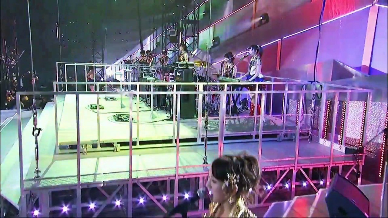 AKB48 heavy rotation give me five  (Baby Blossom Band Version)