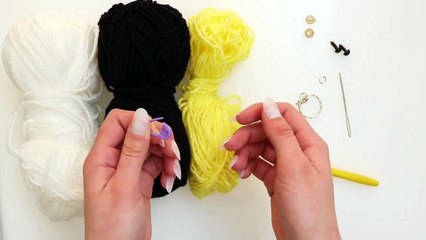 Amigurumi Crochet Bee (Bumblebee) Keychain Full Tutorial