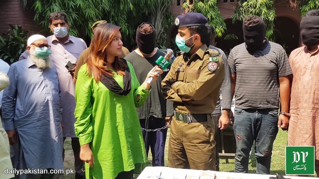 Lahore k tajir ko aik he groh ne dusri martaba tawan k liye aghwa kar lia, iss martaba pakray kese gaye? Aap b dekhiye