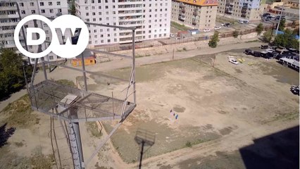 ಮಂಗೋಲಿಯಾದ ಉಲಾನ್ಬತಾರ್ನಲ್ಲಿ ಸಾರ್ಕ್ ಪಿಚ್ | Soccer pitch in Ulaanbaatar, Mongolia| Life Is A Pitch EP 04