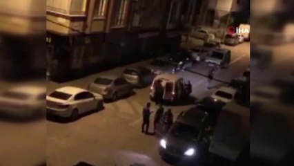 Sokak ortasında adama kurşun yağdırdılar