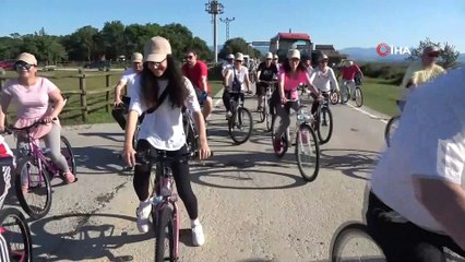 Sağlık çalışanlarından 'en baba' bisiklet turu