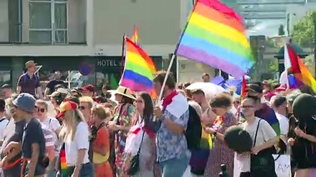 Tausende bei Homosexuellen-Parade in Warschau