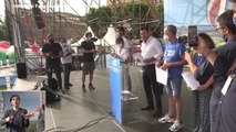 Salvini torna in piazza: 