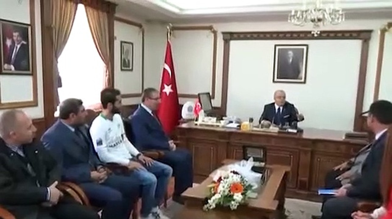 Türkmen mülteci: “Gökte Allah yerde siz varsınız”