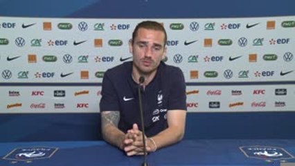 Groupe F - Griezmann sur Giroud : "Génial ce qu'il fait pour le groupe"