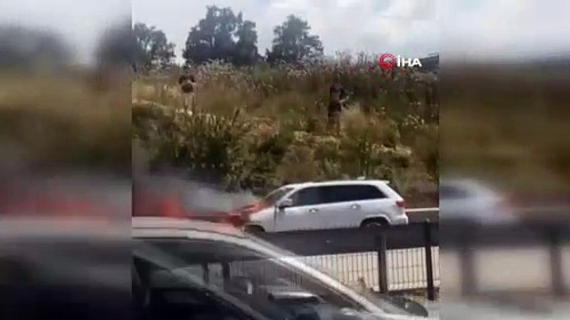 Bursa’da bir otomobil alev alev yandı