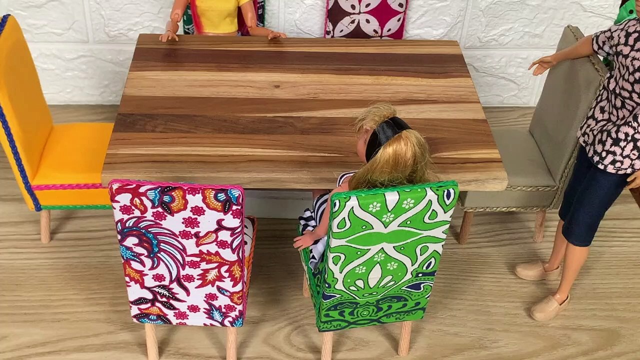 Diy Barbie Dining Table