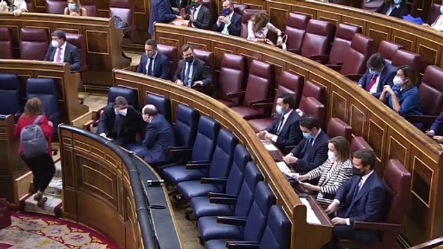 Los posibles indultos a líderes catalanes protagonizan el debate político