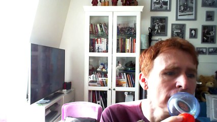 Wiwi égratigne "hope it's too late"