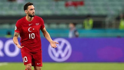 EURO 2020'ye veda sonrası Hakan Çalhanoğlu'ndan ilk sözler: Buraya kadar biz başardık, burada da biz elendik