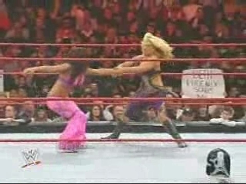 January 28 RAW - Ashley Mickie vs Beth Jillian