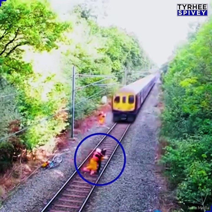 train crash - watch cctv footage of churchgate accident in which train crashed into platform