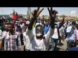 مظاهرات حاشدة لآلاف المتظاهرين أمام مقر قيادة الجيش في الخرطوم لأول مرة