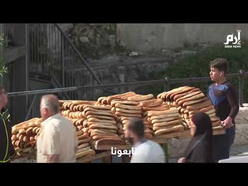 عشرات الآلاف يؤدون صلاة #الجمعة الأولى من #رمضان في المسجد #الأقصى،