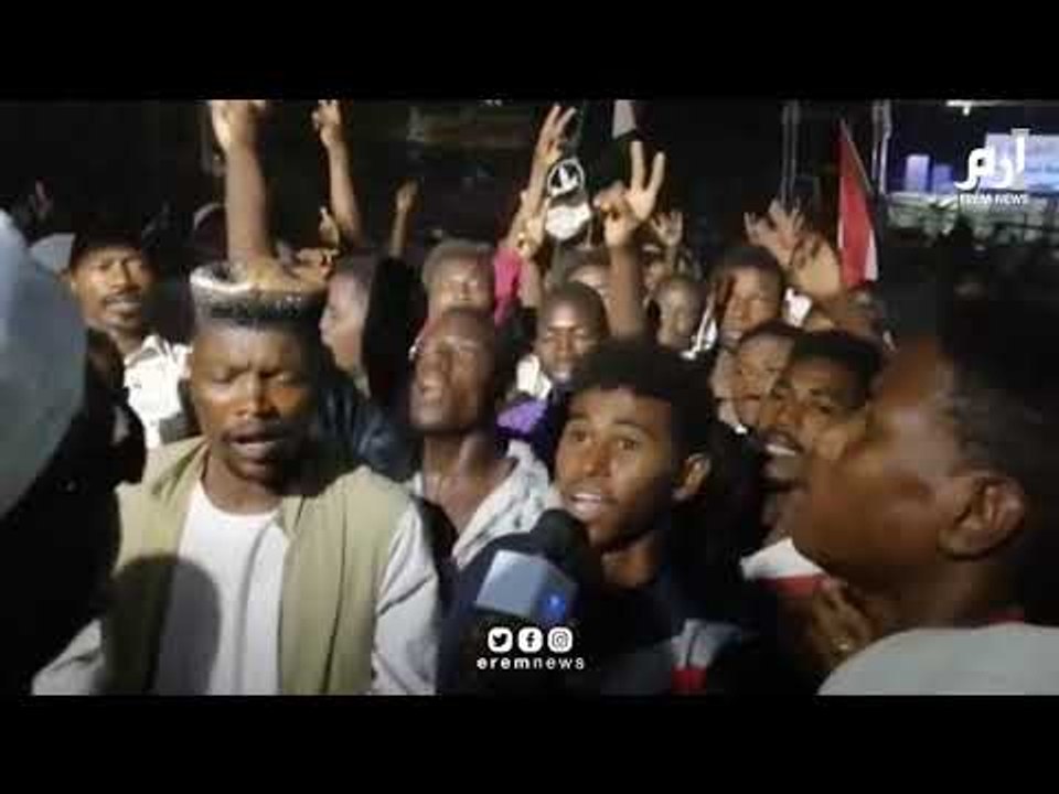 بعد تعليق المجلس العسكري المفاوضات.. المعارضة تواصل الاعتصام في شوارع السودان