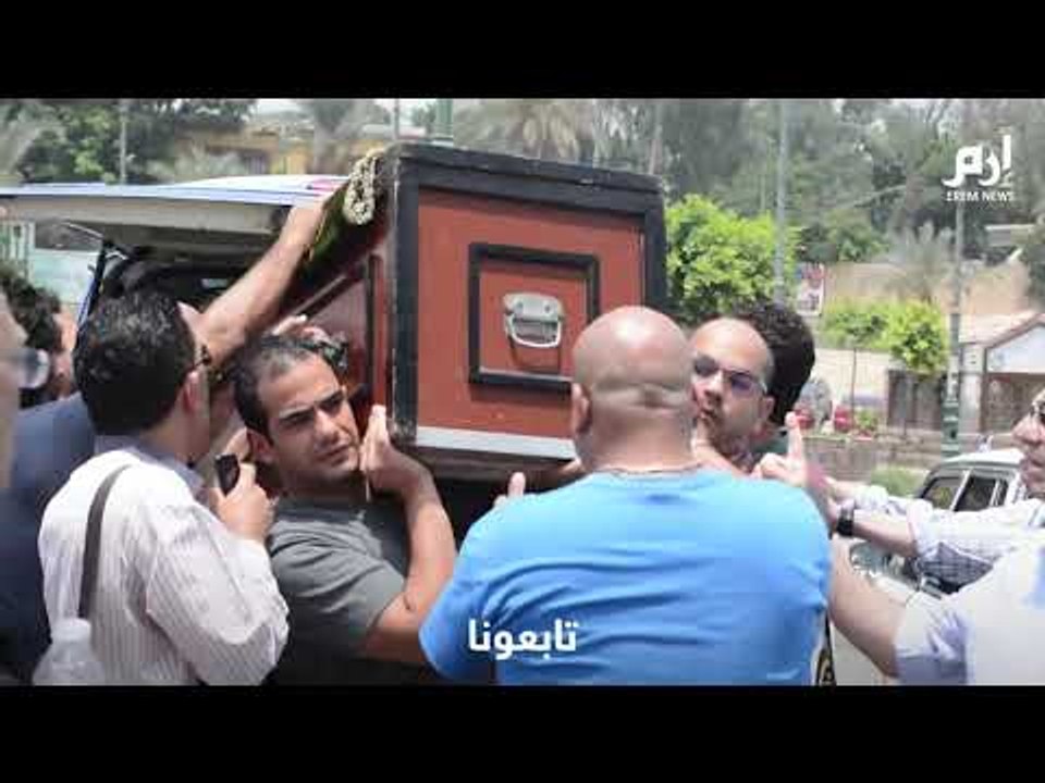 مشاهد من جنازة الفنان المصري القدير عزت أبوعوف