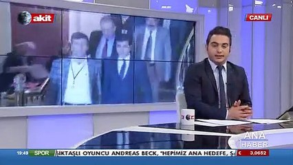 Akit TV Ana Haber Spikerinden Demirtaş'a zor soru