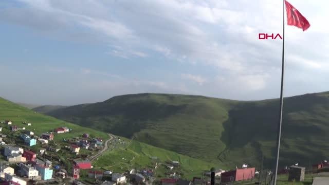 ARDAHAN ATATÜRK'ÜN SİLÜETİ, KARADAĞ SIRTLARINDA