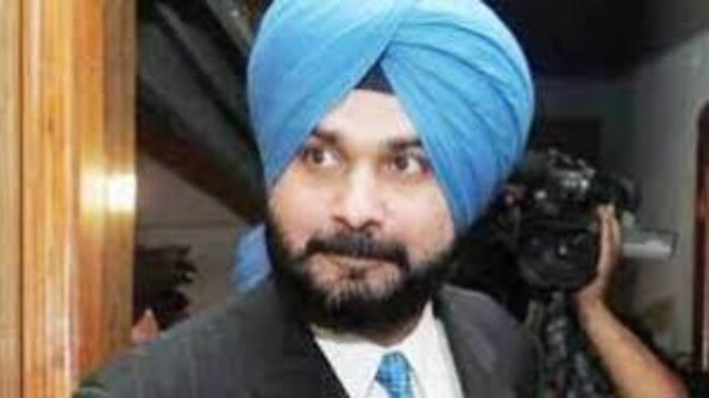 Punjab: Navjot Singh Sidhu takes a dig at CM Amarinder Singh, Congress