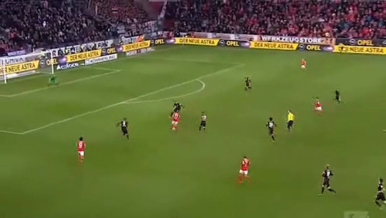 Yunus Mallı'dan tarihi gol!