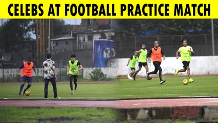 Скачать видео: Disha Patani joins Tiger Shroff as he practices football with Ranbir Kapoor, Ibrahim and others