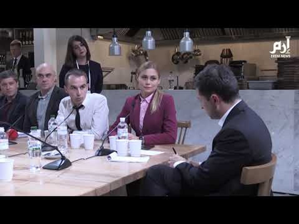 الرئيس الأوكراني  فولوديمير زيلينكسي يكسر الرقم القياسي لأطول مؤتمر صحافي