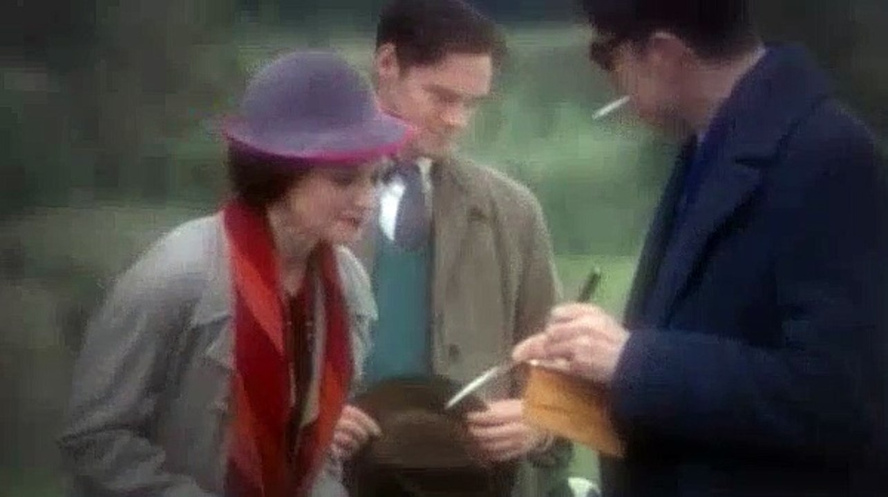 Agatha Christies Poirot S11E01 Mrs McGinty's Dead (2008 Part 02 video