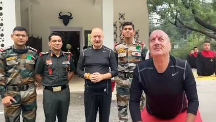 Anupam Kher Celebrates Yoga Day With Army Officers
