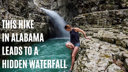 This Alabama Hike Leads To An Enchanting Hidden Waterfall & Turquoise Pool
