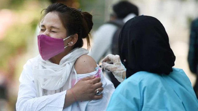 Khabardar: Record 80 lakh vaccination in a day in India