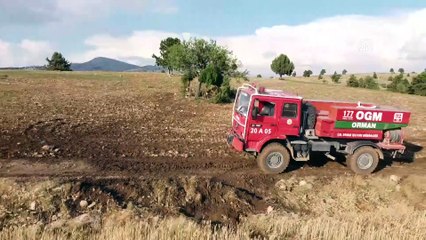 DENİZLİ - Tarlada çalışan 7 kişi yıldırım düşmesi sonucu yaralandı