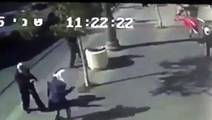 Sokak ortasında İsrail vahşeti