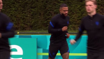 Depay Trains With Netherlands Day After Signing for Barcelona | Euro 2020