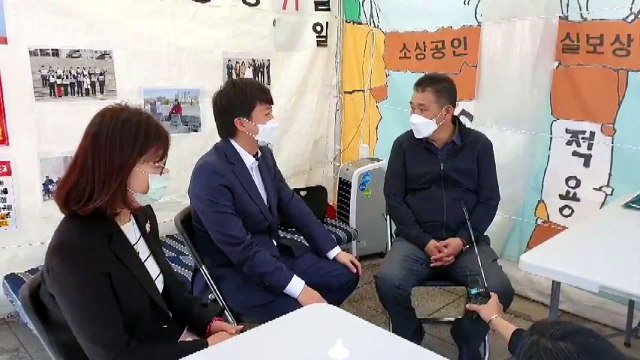 농성 천막 찾은 이준석 전 국민 지원은 국민끼리 싸우라는 비겁한 정치 / YTN