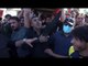 غضب وهتافات أثناء تشييع جثمان الناشط العراقي إيهاب الوزاني في كربلاء