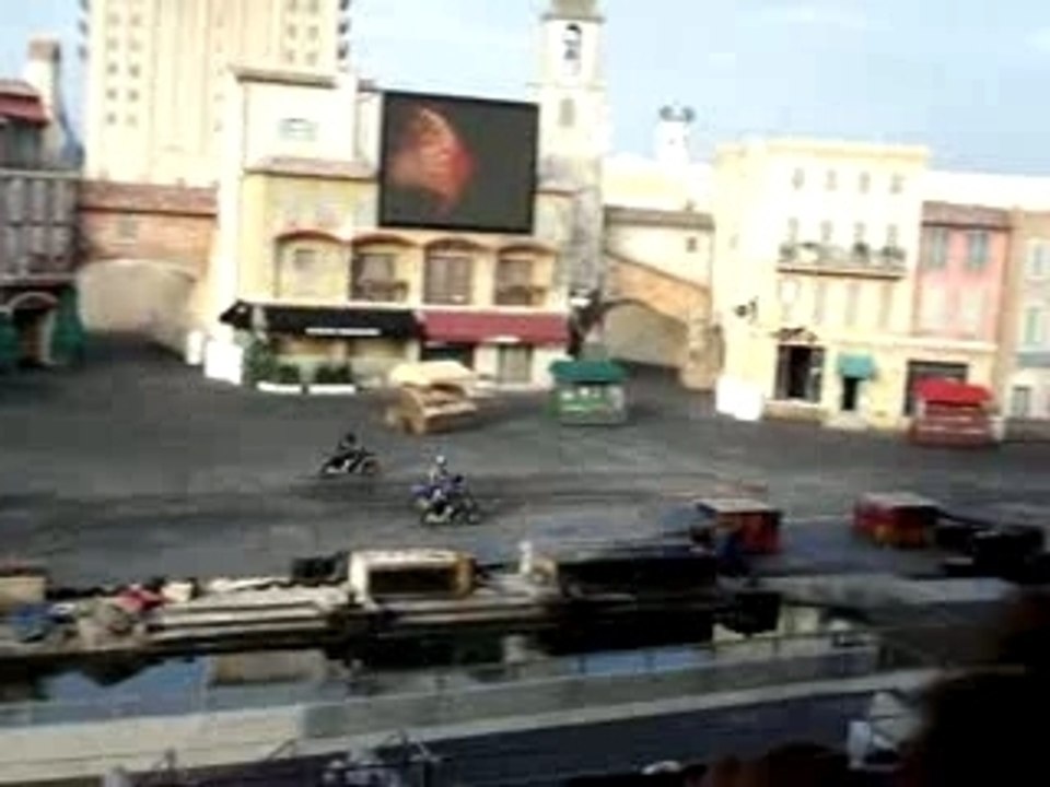 Disneyland motors show supermotard