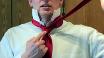 How To Tie A Tie: Trinity Knot (With Sound)