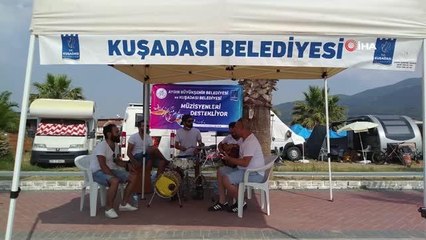 Aydın Büyükşehir ve Kuşadası Belediyesi müzisyenlere desteğini sürdürüyor