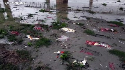 India: corpi di vittime del Covid riaffiorano dal Gange a causa dei monsoni