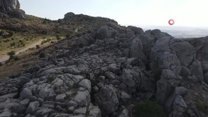 Harput'a çıkanların uğrak noktası Buzluk Mağarası... giren 5 dakika duramıyor