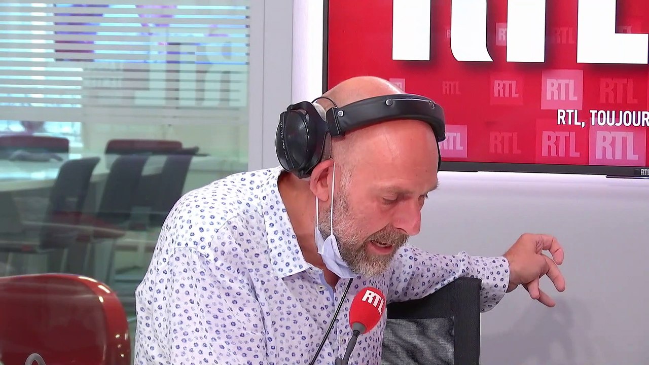 Reportage exclusif sur le tournage du prochain film de Christian Carion, "Une belle course", qui réunit Line Renaud et Dany Boon. Stéphane Boudsocq les a suivis.