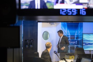 Grève à Europe 1 : Arnaud Lagardère officialise les liens avec Canal+… et tacle France Info !