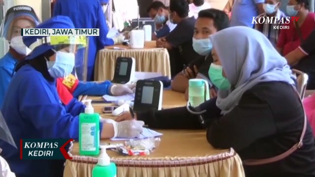 Percepat Vaksinasi, RS Bhayangkara Kediri Lakukan Penyuntikan Vaksin Massal