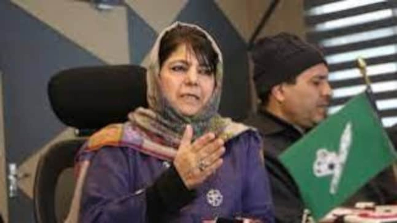 Mehbooba Mufti once again sings Pak tune, bats for talks with Islamabad ahead of PM Modi meet