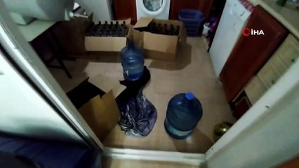 İzmir’de kaçak alkol operasyonu: 4 gözaltı