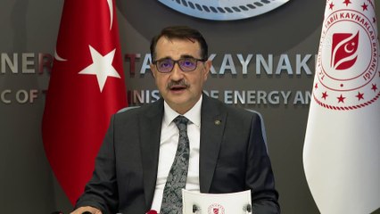 ANKARA - Dönmez: 'Denizlerdeki arama ve sondaj çalışmalarımızda başarılı sonuçlar almaya başladık'