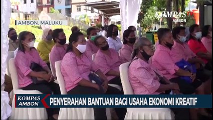 Penyerahan Bantuan Bagi Usaha Ekonomi Kreatif